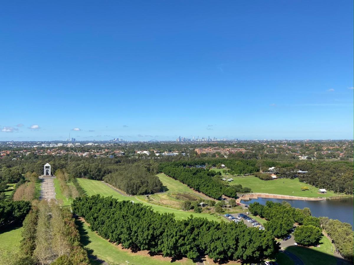 Parkside & City View In Sydney Olympic Park Exteriör bild
