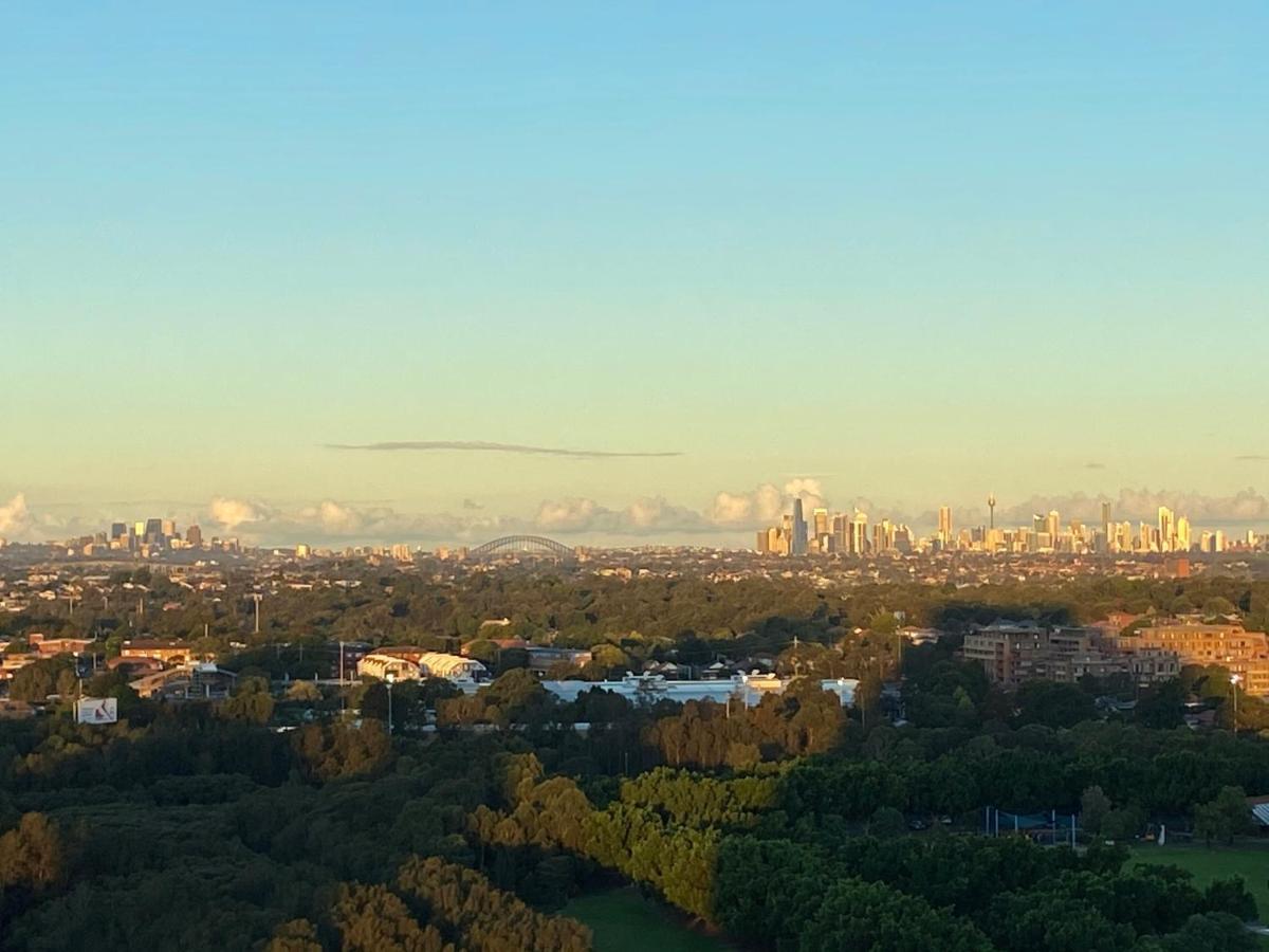 Parkside & City View In Sydney Olympic Park Exteriör bild